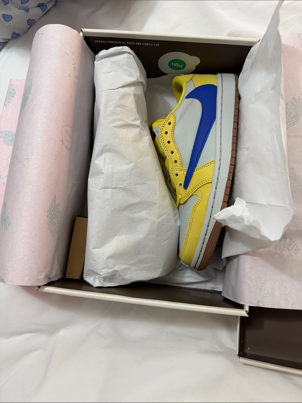 Nike Air Jordan’s Travis Scott’s - Picture 5 of 9